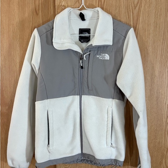 The North Face Denali Fleece White and Gray Women's Full Zip Jacket - Picture 1 of 4